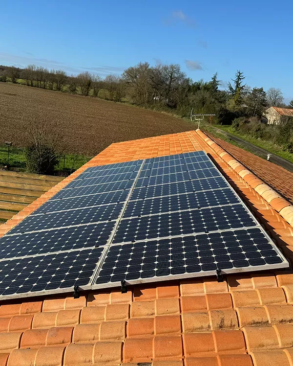 installation-panneaux-solaires-la-rochelle-deal-eco